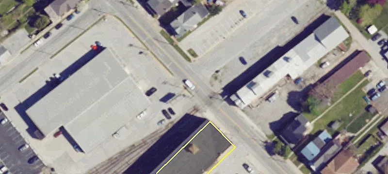 6 Pine St