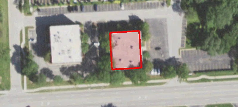 3060-3080 Ogden Ave