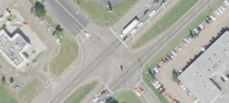 51 And Mclaughlin Dr