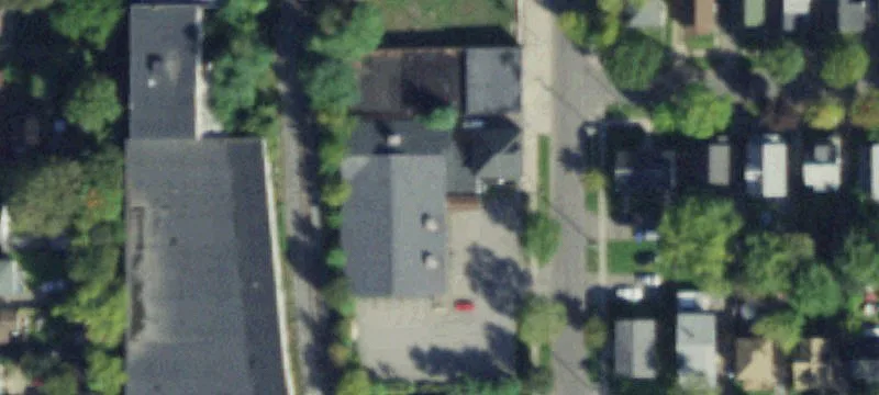31 Curlew St
