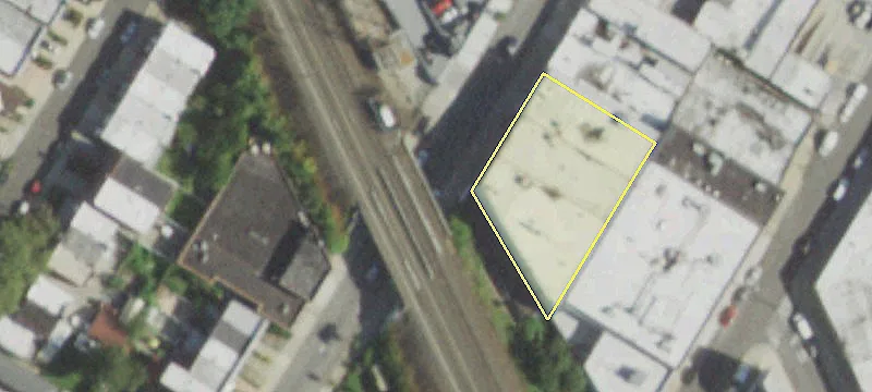25-29 49Th St