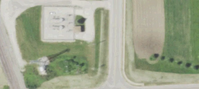 Frontage Rd