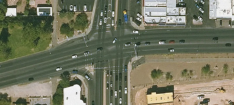 Sec Cor Of Grant Rd And Campbell Ave