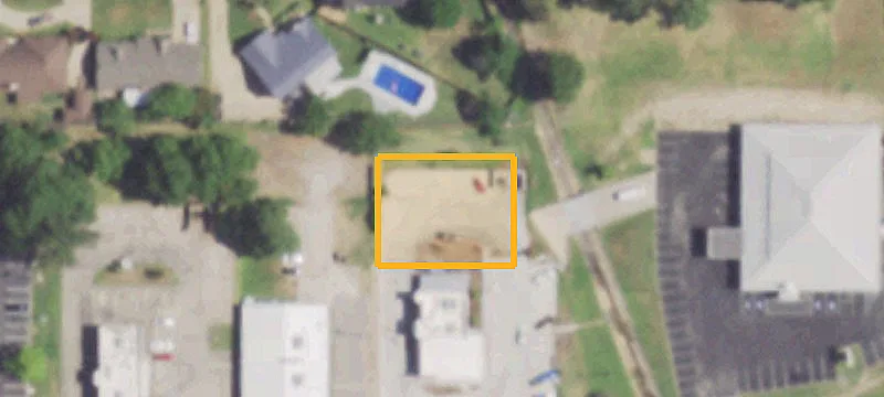 3415 Lamar Ave