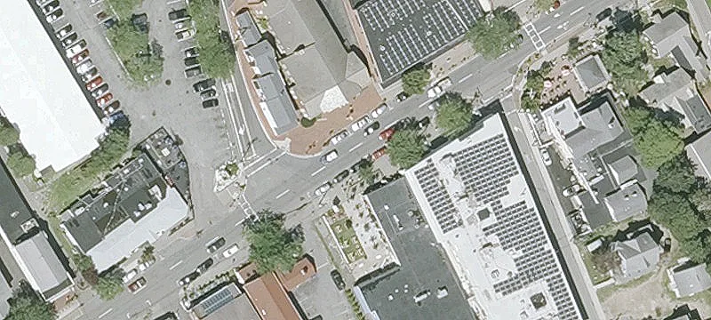 442 Main St