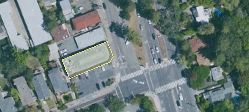 8 Bolinas Ave