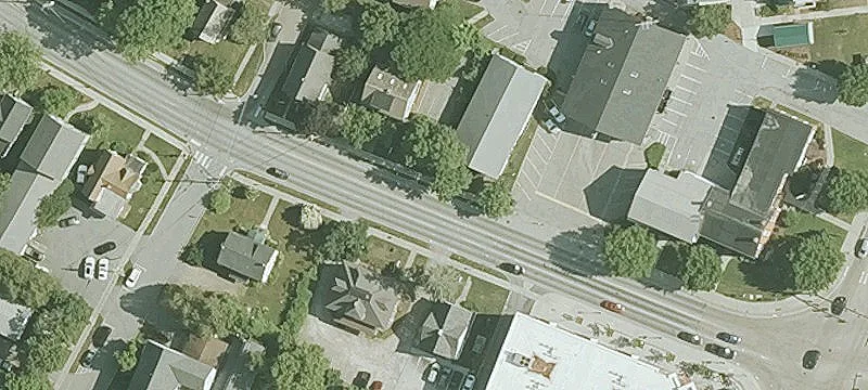 10/12 Pearl St