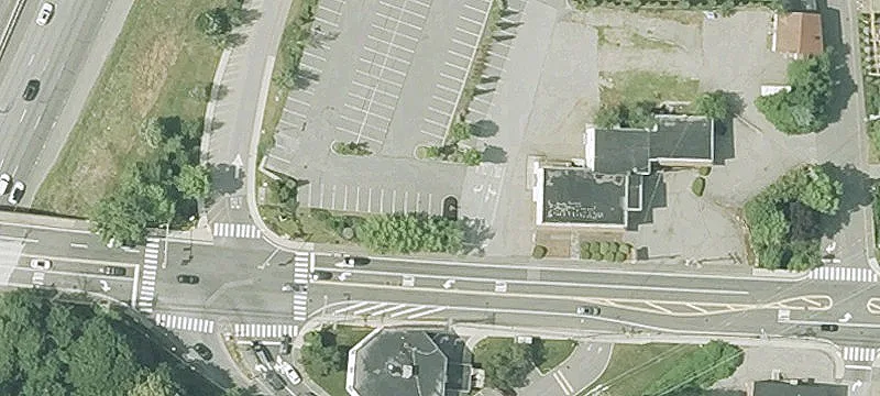 1400 Main St