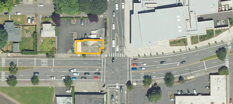 1005 Main Ave
