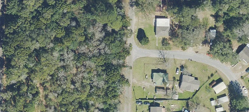 6835 U.S. 90 