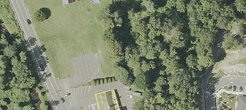 Vacant Lot in Commercial Area