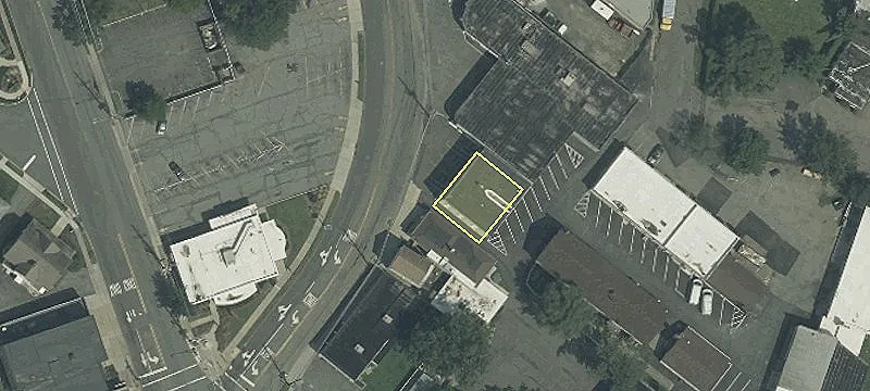 Renovated Commercial Space For Rent