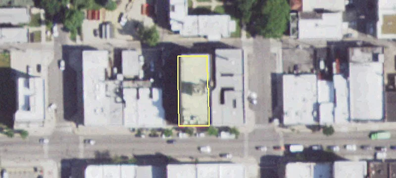 Albany Park Retail Space Available