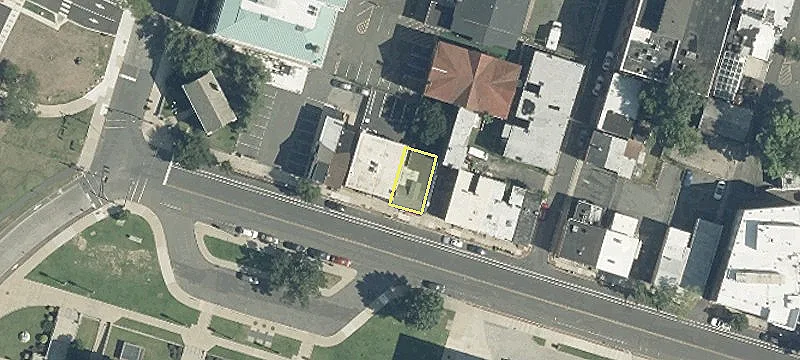 Well-Maintained Office Building For Rent
