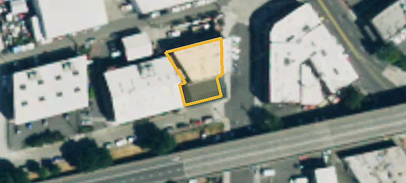 Versatile Retail/Office Space Available