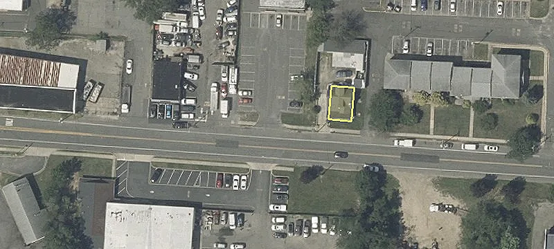 Retail Property with Laundromat Business