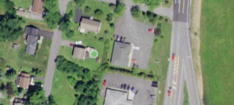 Commercial Building in High-Visibility Location