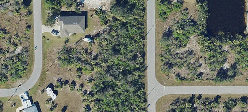 Residential Lot in Boating Community