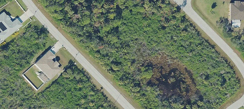 Residential Parcel Near Englewood Beach