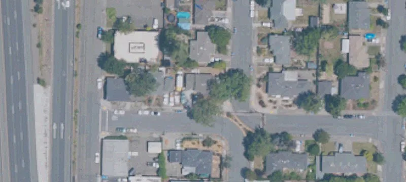 Retail/Office Space with Highway Exposure