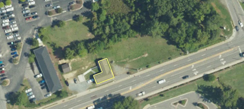 Daycare Facility on High-Traffic Road