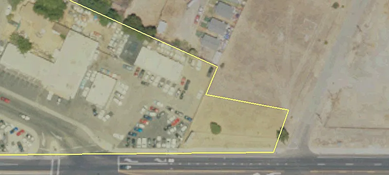High-Traffic Commercial Corner Lot