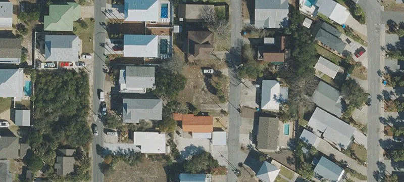 Oversized Lot Near Gulf