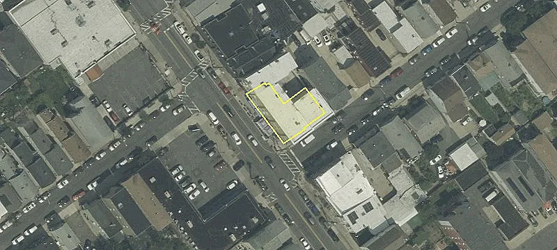 Operating Bar/Lounge in Ironbound Section