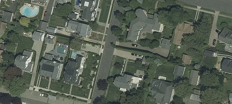 Prime Lot Near Beach