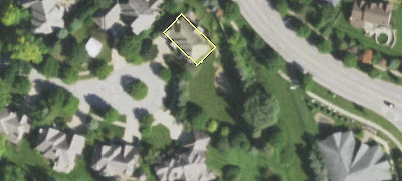 Residential Lot in Oak Bluff