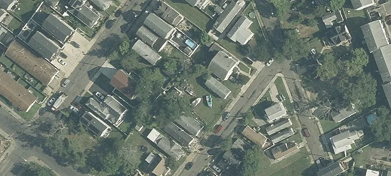 Oversized Lot Near Beach