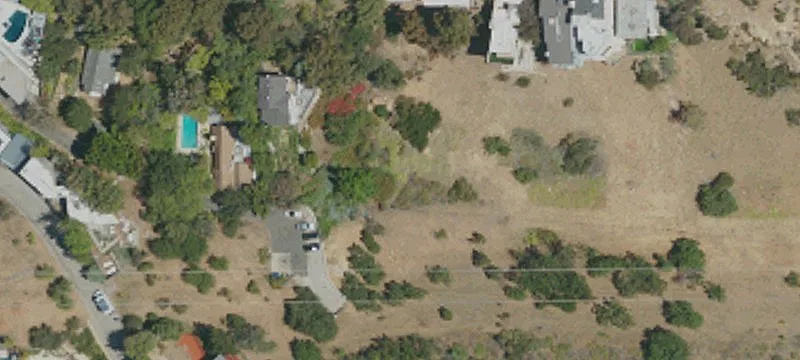 Land in Hollywood Hills