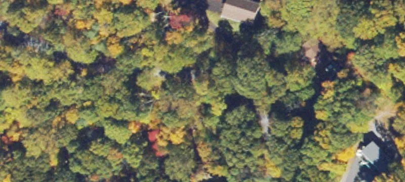 Scenic Acreage in Apple Mountain Lake