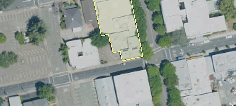 Downtown Ukiah Commercial Building
