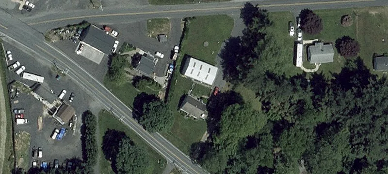 Cape Cod with Warehouse/Office/Shop