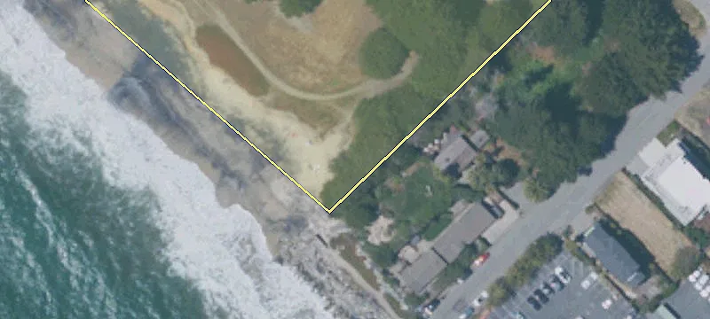 Oceanside Lot in West Miramar