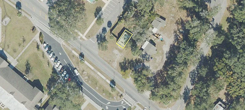 Prime Commercial Property on Edgewater