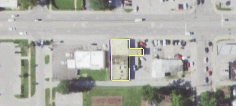 Versatile Commercial Property on Lincoln Highway