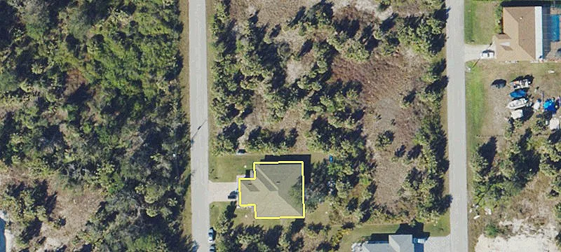 Residential Land in Waterfront Community