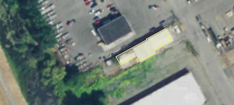 Tacoma Industrial Building with Yard