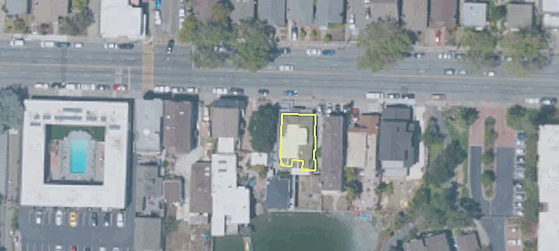 Waterfront Multi-Unit Income Property