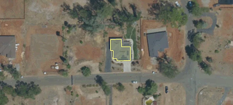 Residential Land in Quiet Cul-De-Sac