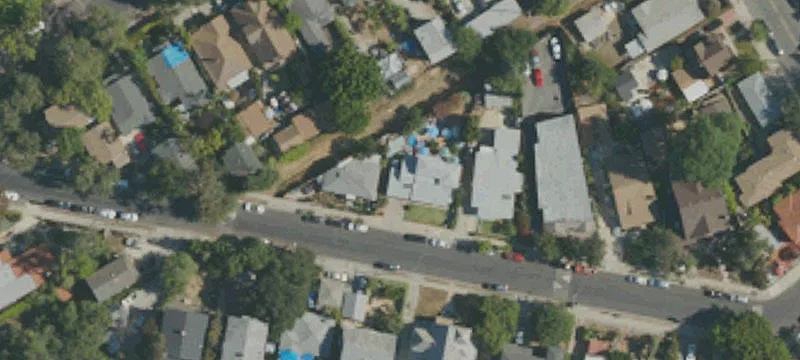 Street-to-Street Lot in Highland Park