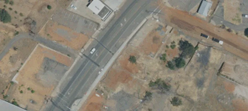 Corner Parcels on Skyway