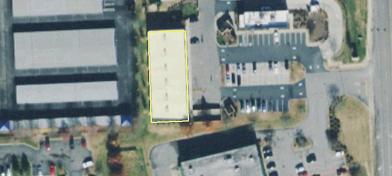 Commercial Lot in Growing Area