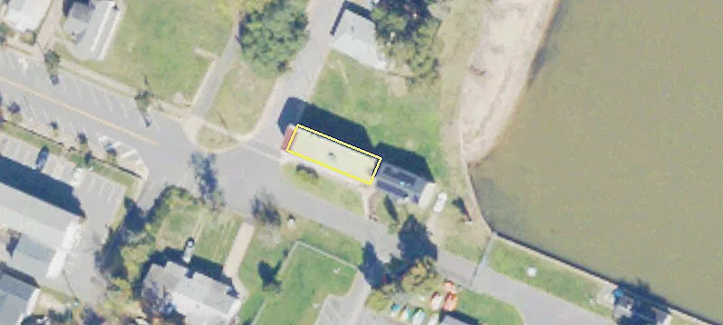 Versatile Building Near Potomac River