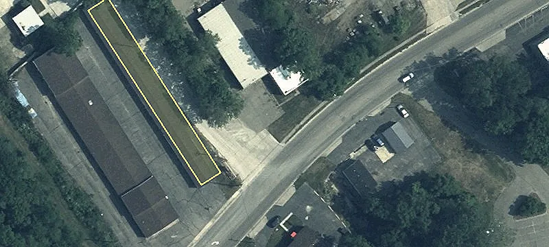 Updated Commercial Building For Sale