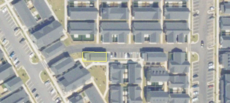 Commercial Lot on Houston Lake