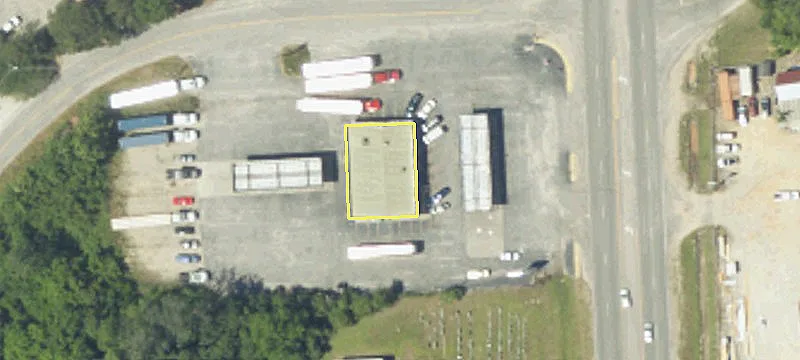 Land on S. Guignard Drive