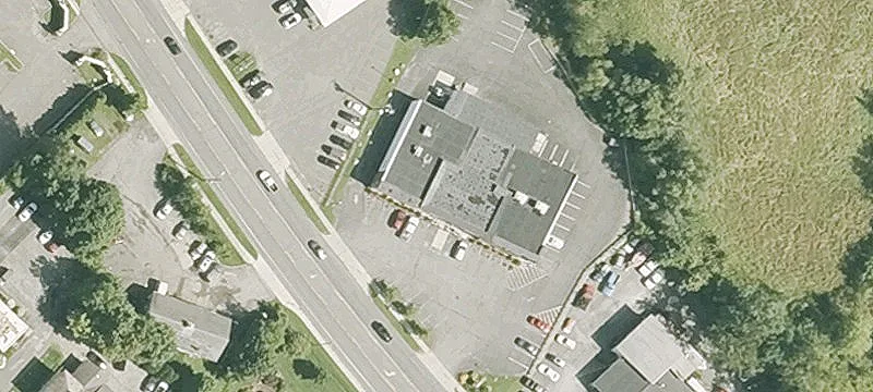 Retail Center with National Tenants